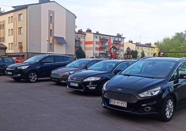 Ford Focus cena 39800 przebieg: 217000, rok produkcji 2016 z Dębica małe 232